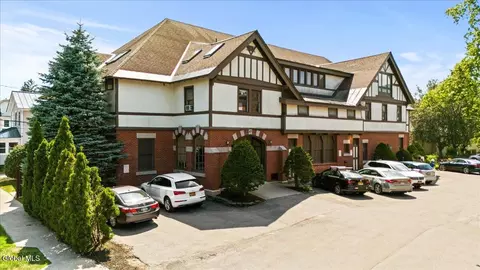 37 Clark St # 6, Saratoga Springs, NY 12866