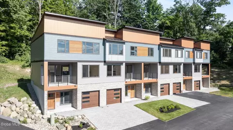 11 Footpath Way, Lake George, NY 12845