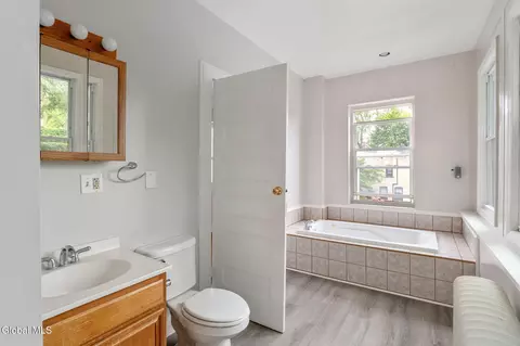 Bath - 210 Union St, Schenectady, NY 12305 photo 3 of 6
