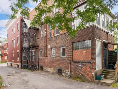 Exterior - 210 Union St, Schenectady, NY 12305 photo 4 of 5