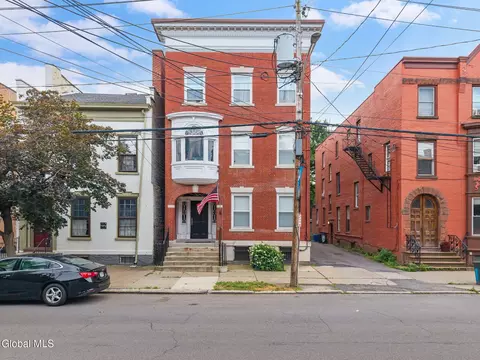 210 Union St, Schenectady, NY 12305