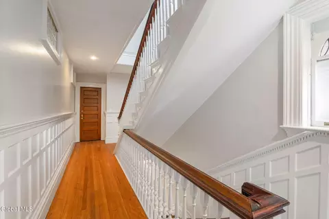 Entry Way - 210 Union St, Schenectady, NY 12305 photo 2 of 3