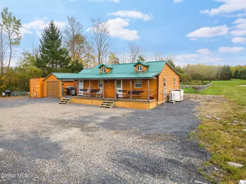 311 Corbin Hill Rd, Sprakers, NY 12166