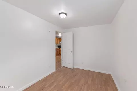 Bedroom - 11 Jackson Pl, Schenectady, NY 12308 photo 5 of 7