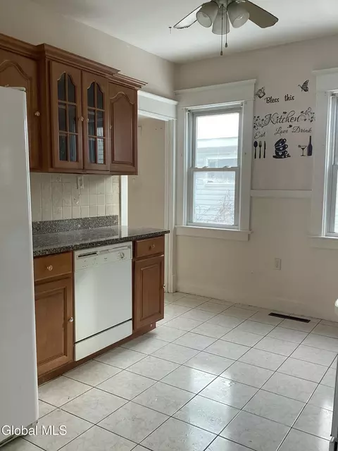 Kitchen - 467-469 Cedar St, Schenectady, NY 12306 photo 1 of 4