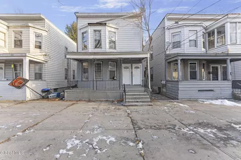 337 3rd St, Albany, NY 12206
