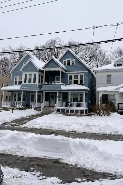 18 5 Dudley Hts, Albany, NY 12210