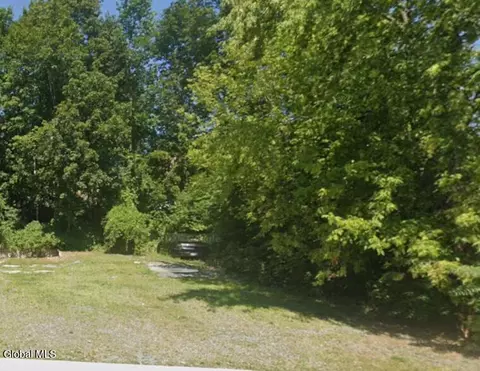 26 33 Osborne St, Albany, NY 12202