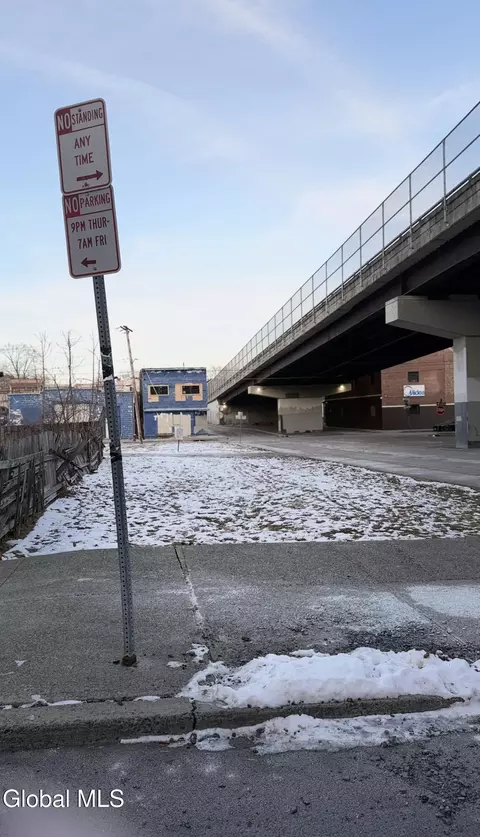 232-242 Elk St, Albany, NY 12210