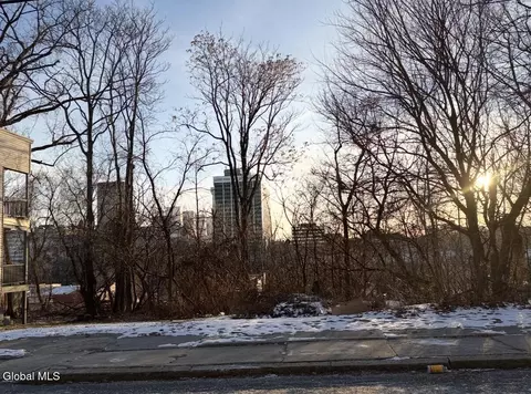 120-124 First St, Albany, NY 12210