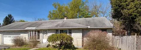 1 Crestwood Ave, Troy, NY 12180