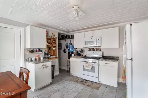 Kitchen - 206 Front St, Schenectady, NY 12305 photo 2 of 3