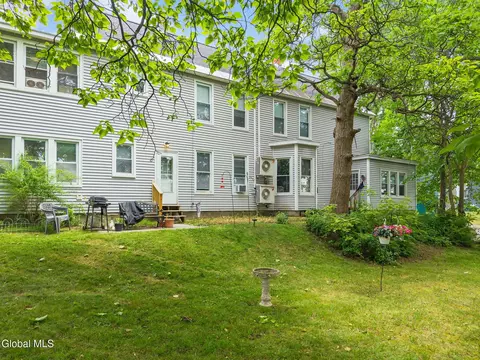 Exterior - 7 Center St, Schenectady, NY 12302 photo 4 of 7
