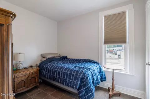 Bedroom - 7 Center St, Schenectady, NY 12302 photo 2 of 3