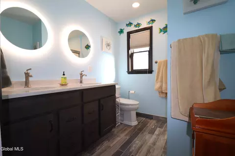 Bath - 1200 Alexander Rd, Delanson, NY 12053 photo 3 of 5