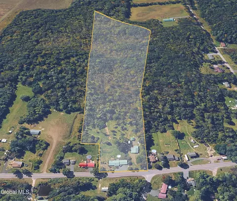 1302 County Highway 107, Fort Johnson, NY 12070