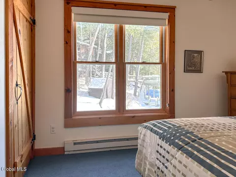 Bedroom - 3563 Echo Bay Ln, Kattskill Bay, NY 12844 photo 2 of 12