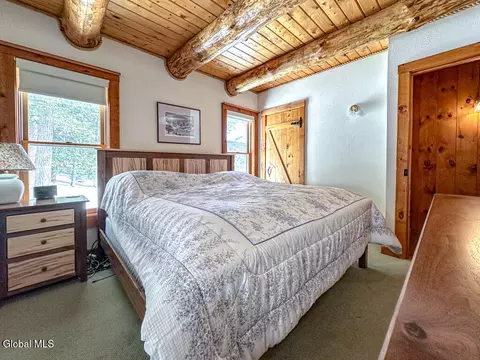 Bedroom - 3563 Echo Bay Ln, Kattskill Bay, NY 12844 photo 5 of 12