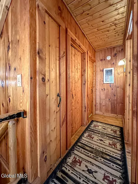 Entry Way - 3563 Echo Bay Ln, Kattskill Bay, NY 12844 photo 3 of 5