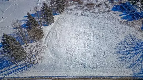 98 Wilrose Ln, Troy, NY 12180