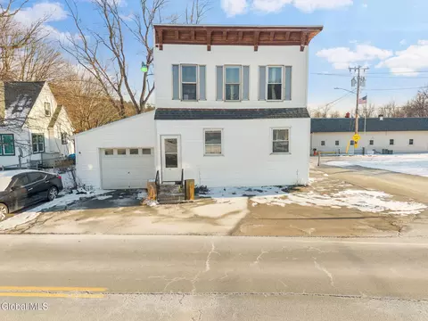 124 Mountainview Ave, Troy, NY 12180