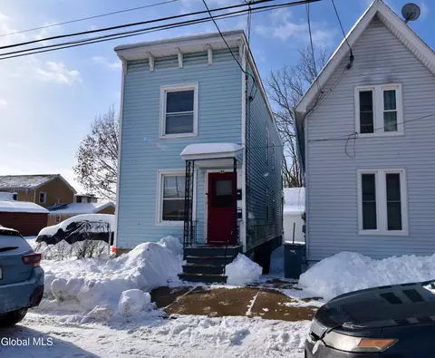 4 12 Hibbard St, Amsterdam, NY 12010