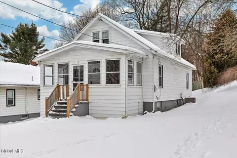 10 Leonard Ave, Troy, NY 12180