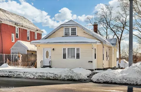 1568 State St, Schenectady, NY 12304 photo 1