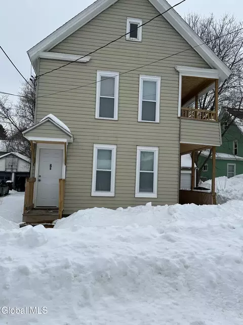 6 Alexander St, Gloversville, NY 12078
