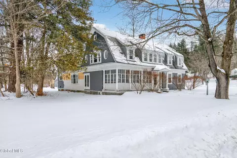 29 Maple St, Broadalbin, NY 12025 photo 3
