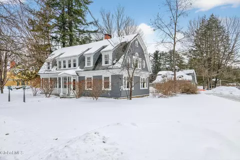 29 Maple St, Broadalbin, NY 12025 photo 4