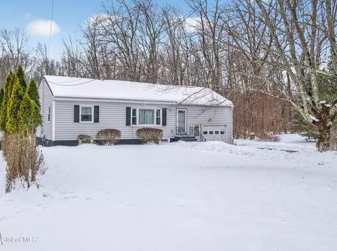 971 Kings Rd, Schenectady, NY 12303