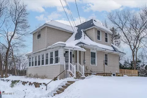 45 Lorraine Ave, Schenectady, NY 12304