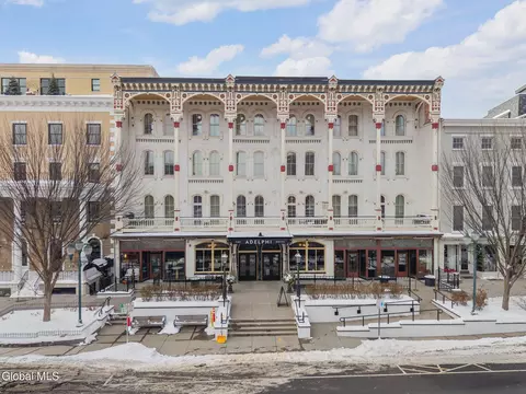 19 Washington St #264, Saratoga Springs, NY 12866