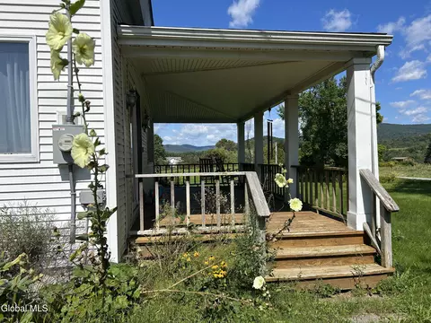 Exterior - 259 State Line Rd, Eagle Bridge, NY 12057 photo 5 of 14