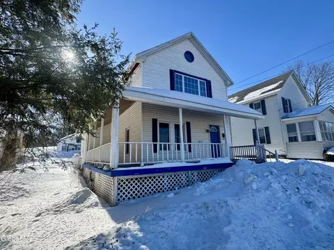 211 Maple St, Corinth, NY 12822
