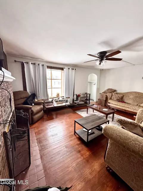 241 Sixteenth St, Schenectady, NY 12306 photo 18