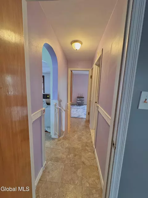 241 Sixteenth St, Schenectady, NY 12306 photo 7