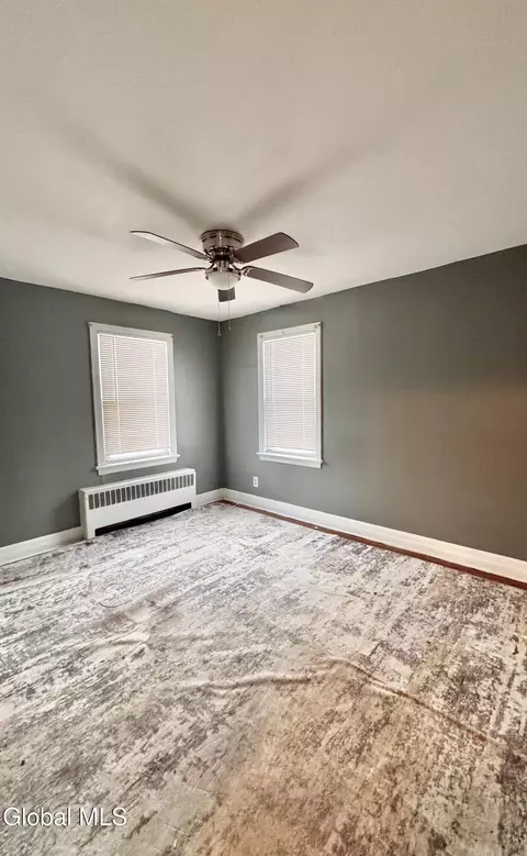 241 Sixteenth St, Schenectady, NY 12306 photo 8