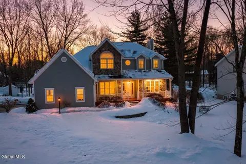 63 Hearthstone Dr, Gansevoort, NY 12831