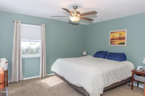 Bedroom - 307 Debbie Dr, Schenectady, NY 12306 photo 3 of 7