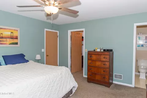 Bedroom - 307 Debbie Dr, Schenectady, NY 12306 photo 5 of 7