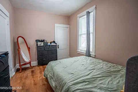 Bedroom - 1014 Baker Ave, Schenectady, NY 12309 photo 5 of 6