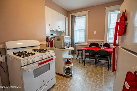 Kitchen - 1014 Baker Ave, Schenectady, NY 12309 photo 2 of 2