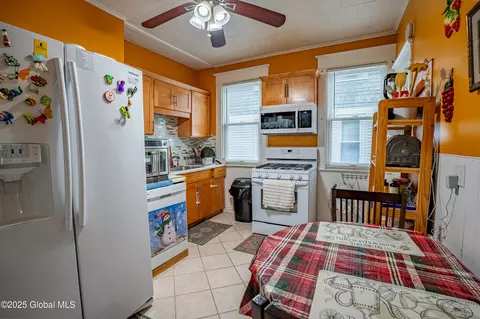 Kitchen - 1014 Baker Ave, Schenectady, NY 12309 photo 1 of 2