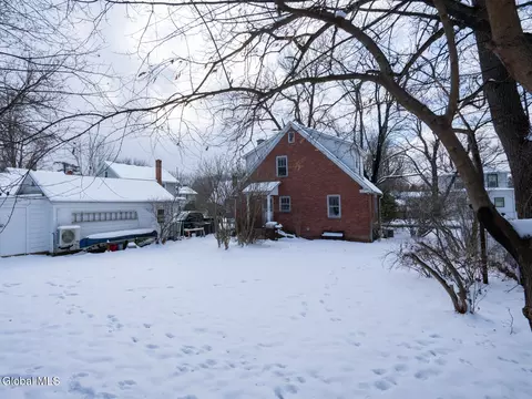 Exterior - 9 Willow St, Castleton On Hudson, NY 12033 photo 4 of 4