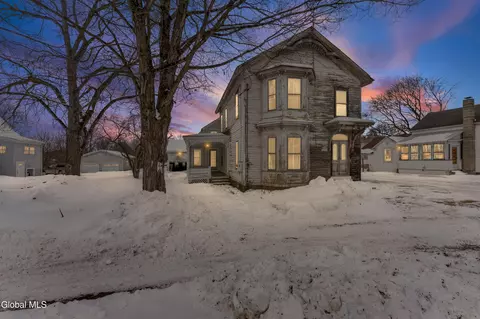 39 East St, Argyle, NY 12809