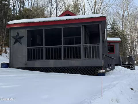 511 Federal Hill Rd, Bolton Landing, NY 12814