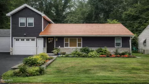 11 Hanifin Ave, Albany, NY 12205