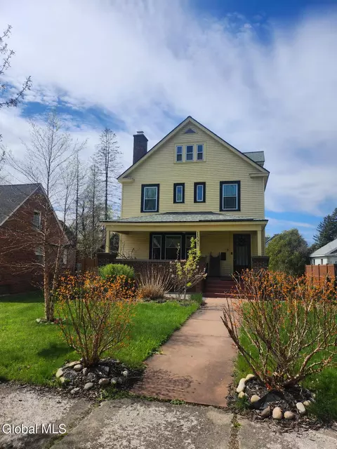 1593 Randolph Rd, Schenectady, NY 12308